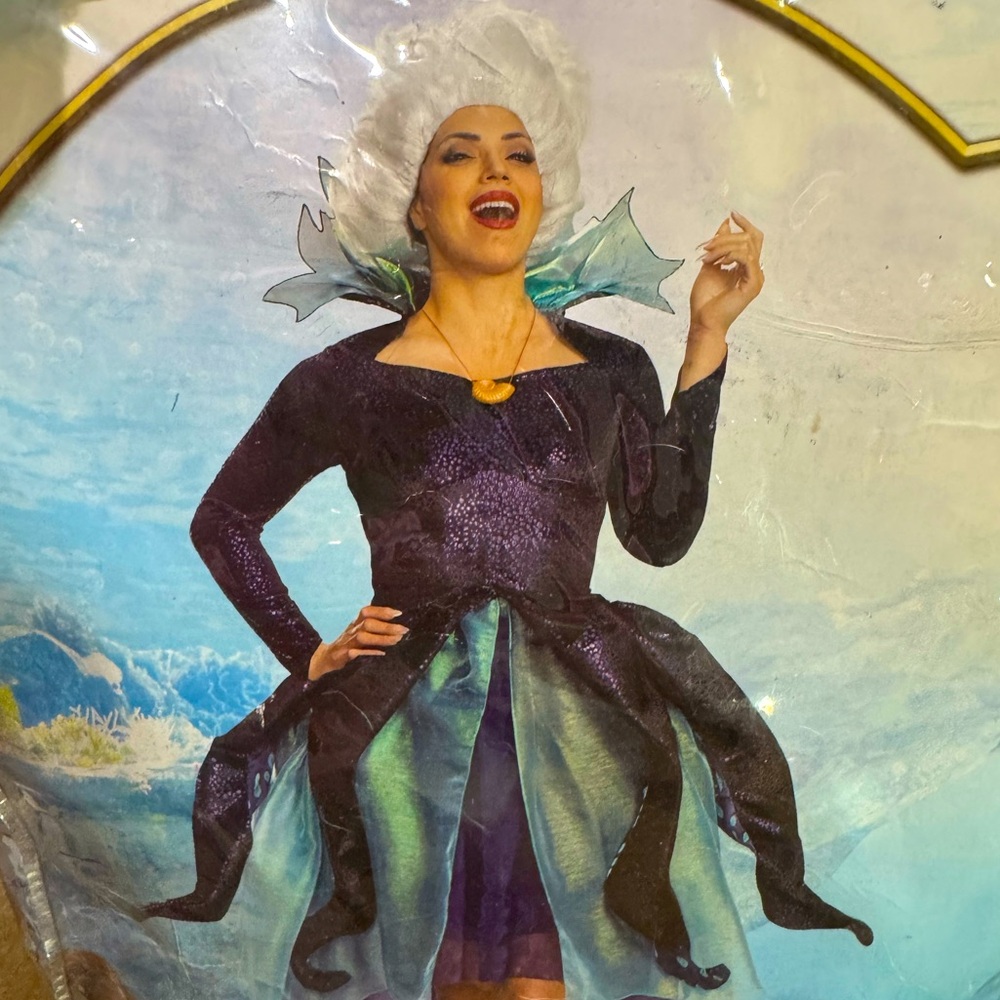 Disguise Ursula Costume – Women’s Medium (8/10) - *includes wig*